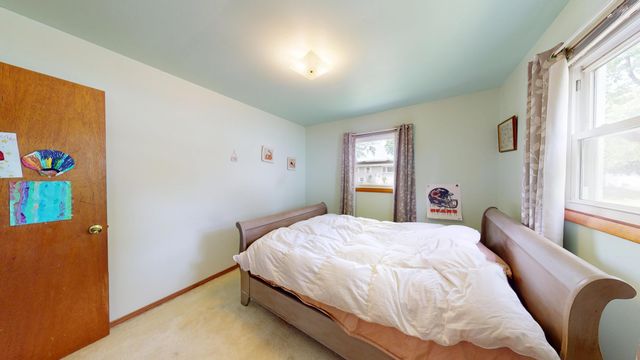 2963 W 74th Avenue, Merrillville, IN 46410