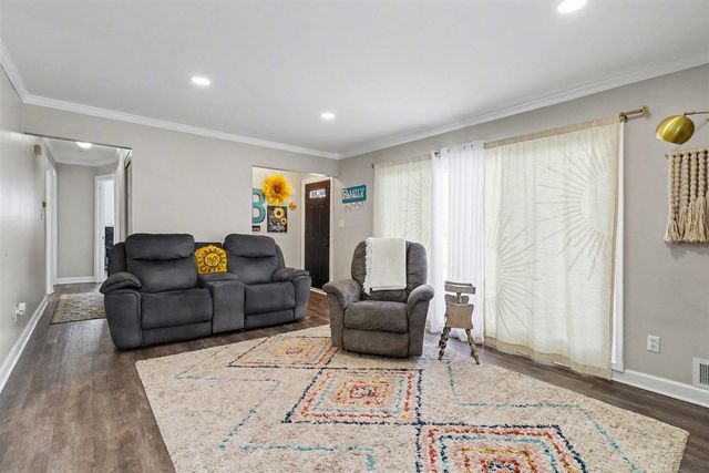 3659 Elira Lane, Waterford, MI 48328