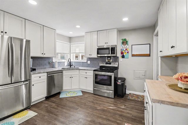 3659 Elira Lane, Waterford, MI 48328