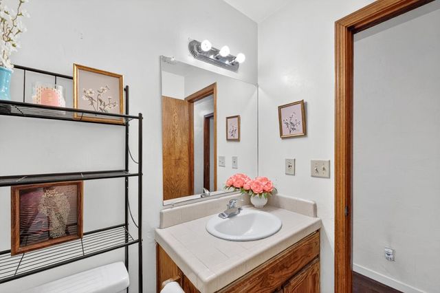 1260 Heather Glen Circle, Hollister, CA 95023