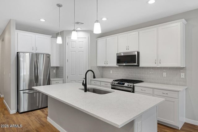 16658 W MESCAL Street, Surprise, AZ 85388