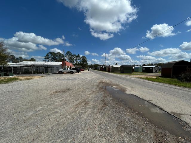 96 Old Milligan Road, Crestview, FL 32536