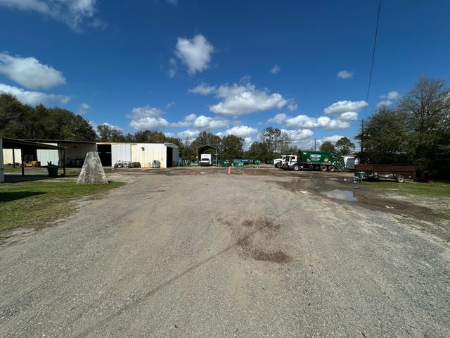96 Old Milligan Road, Crestview, FL 32536