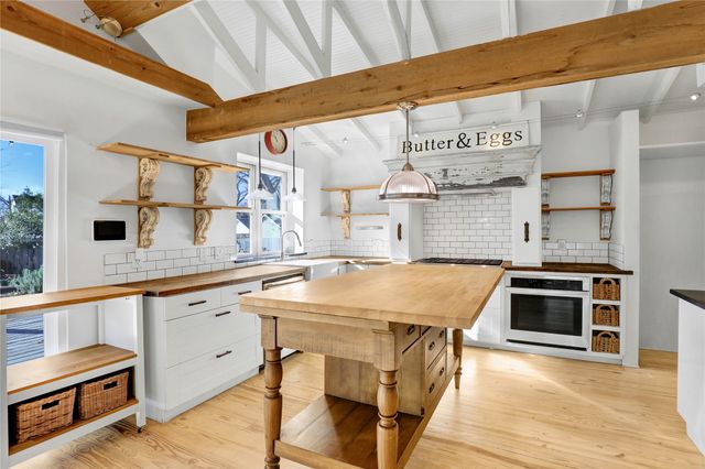 909 W Hunt Street, Mckinney, TX 75069