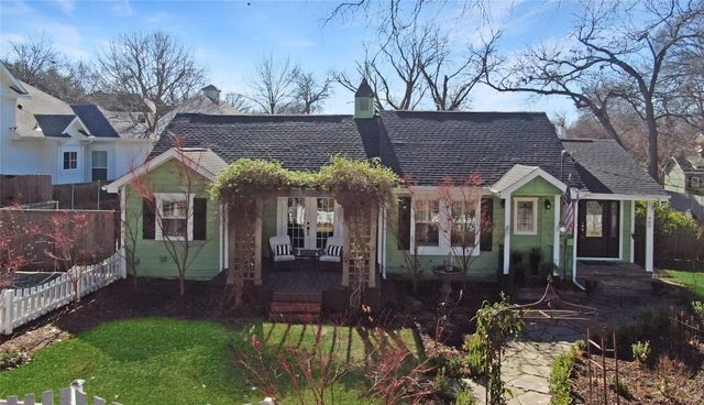 909 W Hunt Street, Mckinney, TX 75069