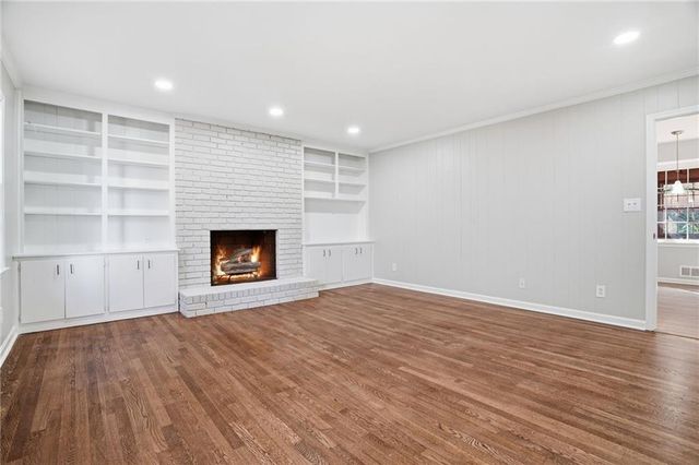 4040 Candler Lake West NE, Atlanta, GA 30319