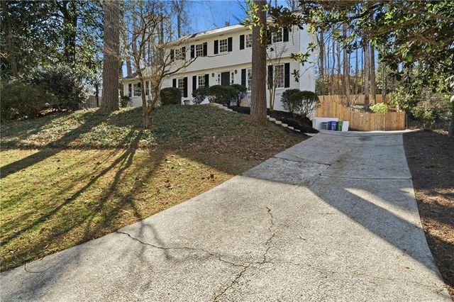 4040 Candler Lake West NE, Atlanta, GA 30319