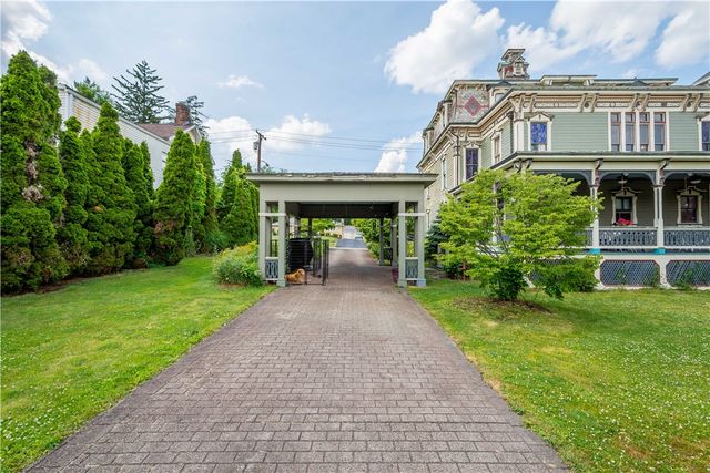 1274 State Route 40, Claysville, PA 15323