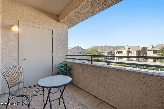 16013 S DESERT FOOTHILLS Parkway 2055, Phoenix, AZ 85048