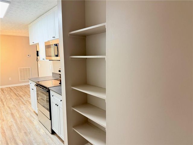 71 Grove Lane, Temple, GA 30179