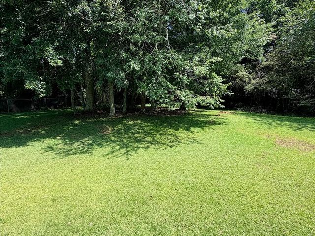 71 Grove Lane, Temple, GA 30179