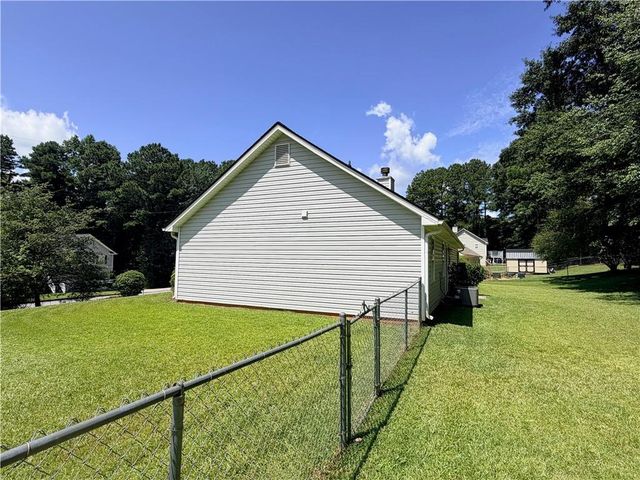 71 Grove Lane, Temple, GA 30179