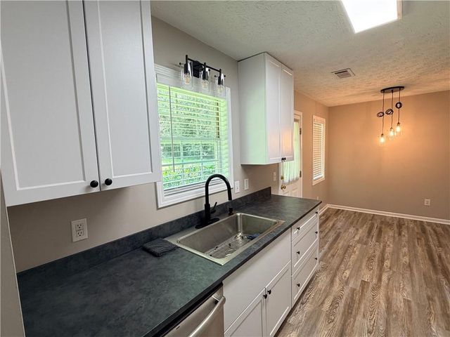 71 Grove Lane, Temple, GA 30179