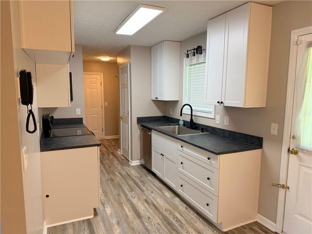 71 Grove Lane, Temple, GA 30179