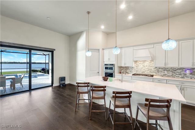 19696 Aqua View LN, Fort Myers, FL 33913