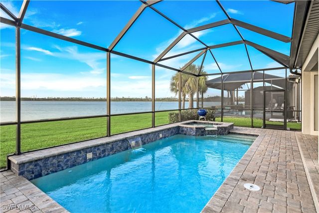 19696 Aqua View LN, Fort Myers, FL 33913