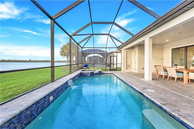 19696 Aqua View LN, Fort Myers, FL 33913