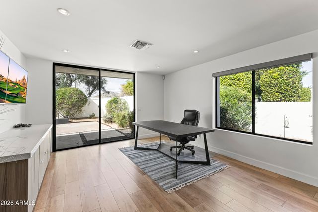 6834 N 72ND Place, Scottsdale, AZ 85250