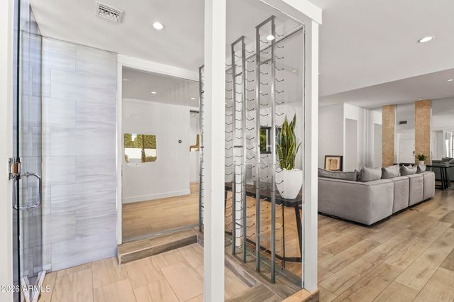 6834 N 72ND Place, Scottsdale, AZ 85250