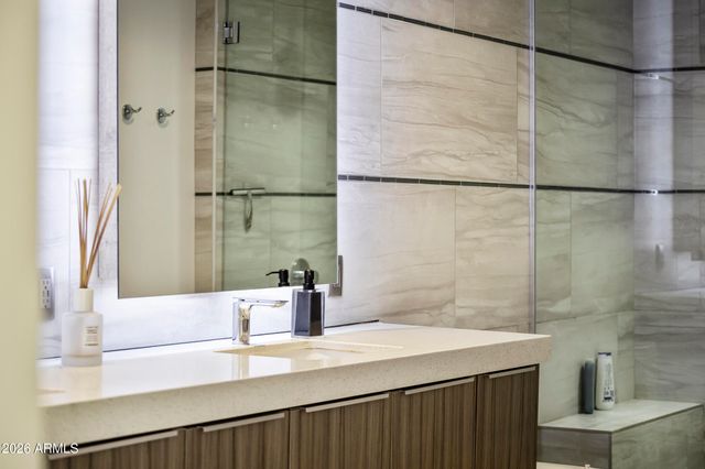 6834 N 72ND Place, Scottsdale, AZ 85250