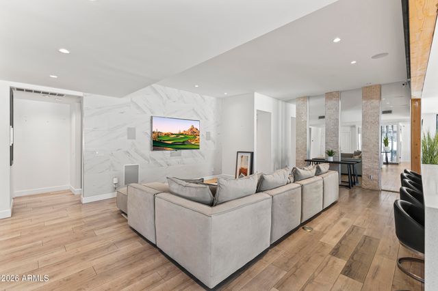 6834 N 72ND Place, Scottsdale, AZ 85250