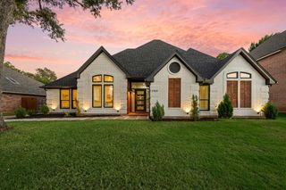 2905 Crestline Drive, Grapevine, TX 76051