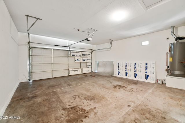 7136 W Forest Grove Avenue, Phoenix, AZ 85043