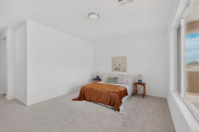 1561 Corta Corona SW, Los Lunas, NM 87031