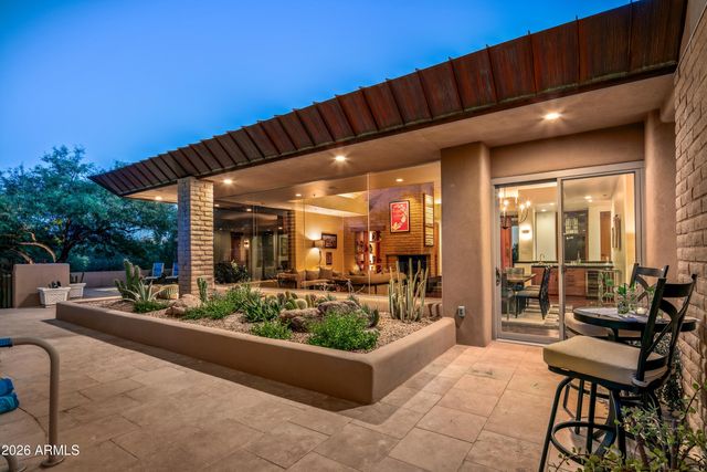 11163 E GRAYTHORN Drive, Scottsdale, AZ 85262