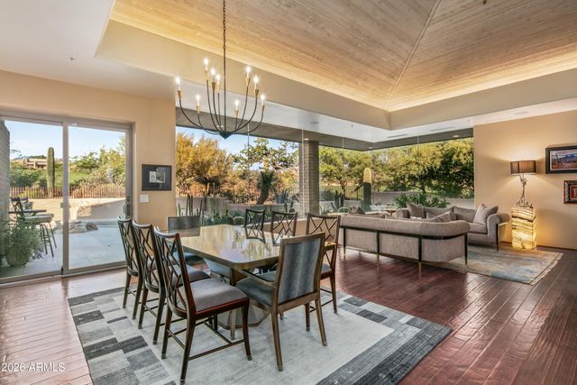 11163 E GRAYTHORN Drive, Scottsdale, AZ 85262
