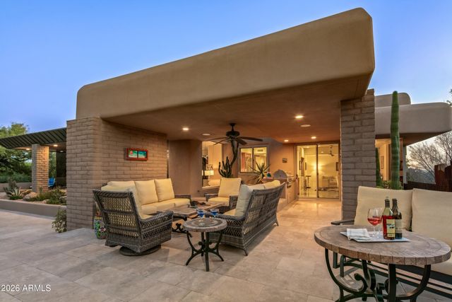 11163 E GRAYTHORN Drive, Scottsdale, AZ 85262
