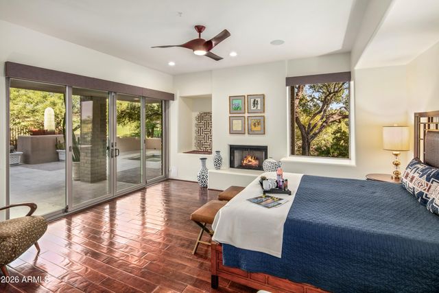 11163 E GRAYTHORN Drive, Scottsdale, AZ 85262