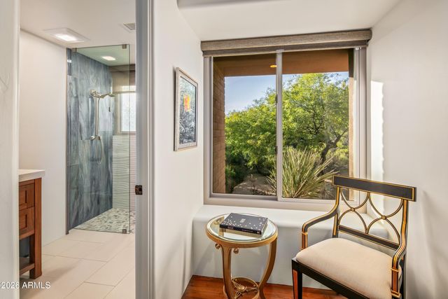 11163 E GRAYTHORN Drive, Scottsdale, AZ 85262