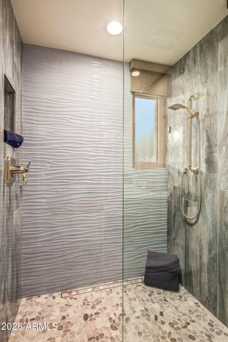 11163 E GRAYTHORN Drive, Scottsdale, AZ 85262