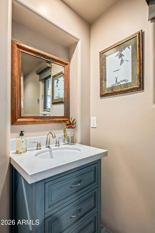 11163 E GRAYTHORN Drive, Scottsdale, AZ 85262