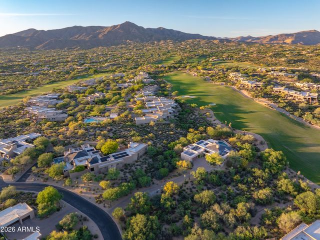 11163 E GRAYTHORN Drive, Scottsdale, AZ 85262