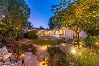 5520 Fairview Place, Agoura Hills, CA 91301