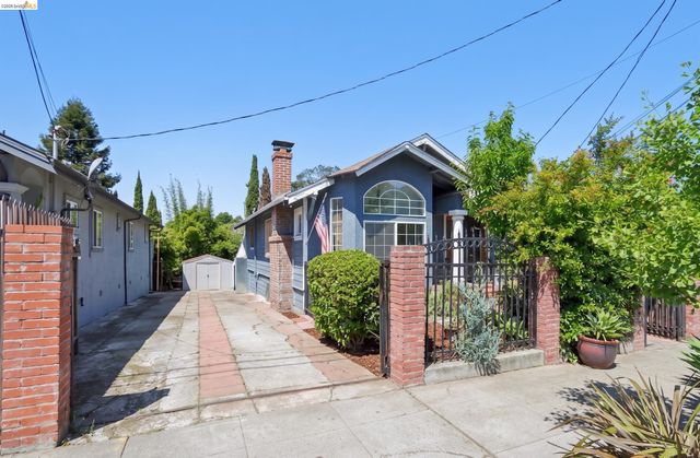 5081 Congress Ave, Oakland, CA 94601