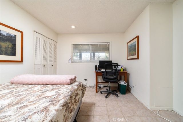 54940 Benecia, Yucca Valley, CA 92284