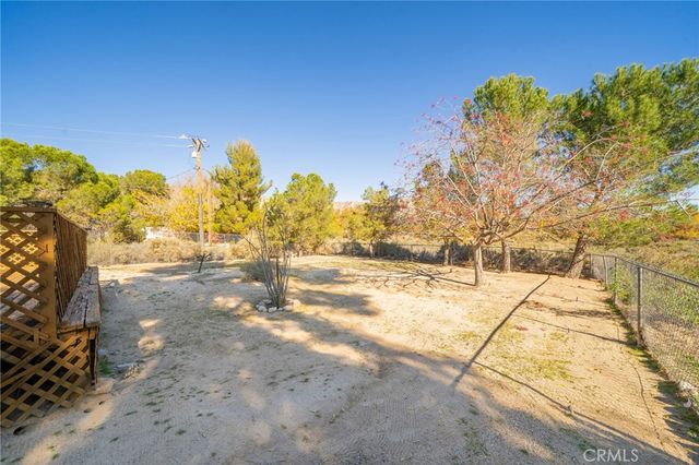 54940 Benecia, Yucca Valley, CA 92284