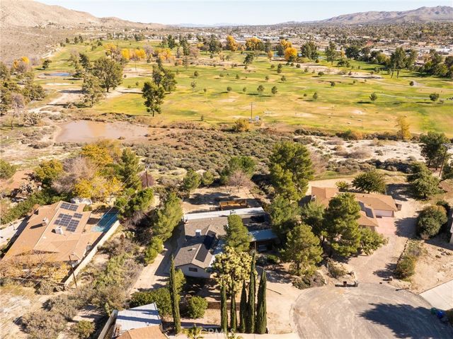 54940 Benecia, Yucca Valley, CA 92284