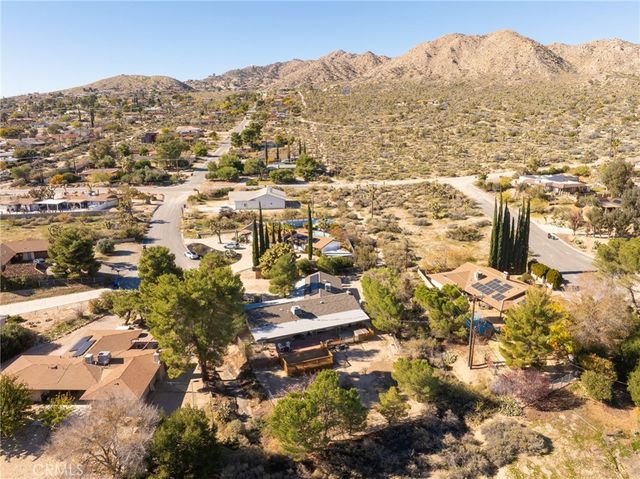 54940 Benecia, Yucca Valley, CA 92284