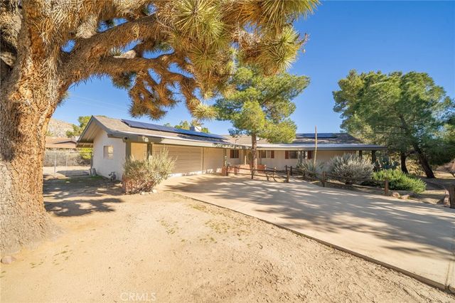 54940 Benecia, Yucca Valley, CA 92284