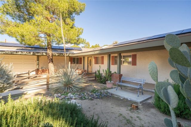 54940 Benecia, Yucca Valley, CA 92284