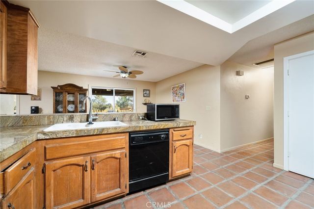 54940 Benecia, Yucca Valley, CA 92284
