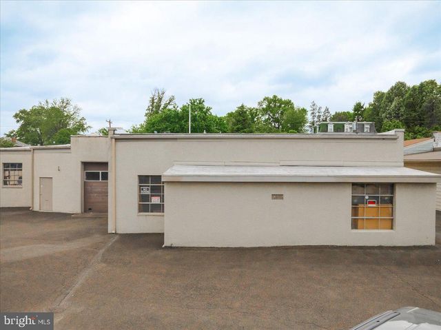 363-369 W GLENSIDE AVE, Glenside, PA 19038