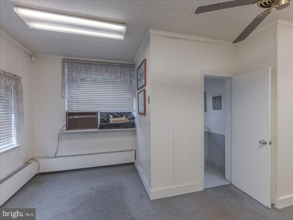 363-369 W GLENSIDE AVE, Glenside, PA 19038