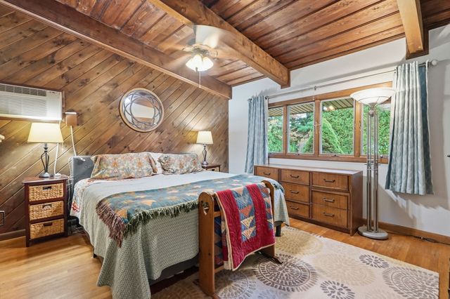 10 Circle Dr, Wilbraham, MA 01095