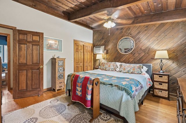 10 Circle Dr, Wilbraham, MA 01095