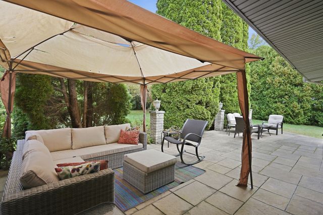 10 Circle Dr, Wilbraham, MA 01095